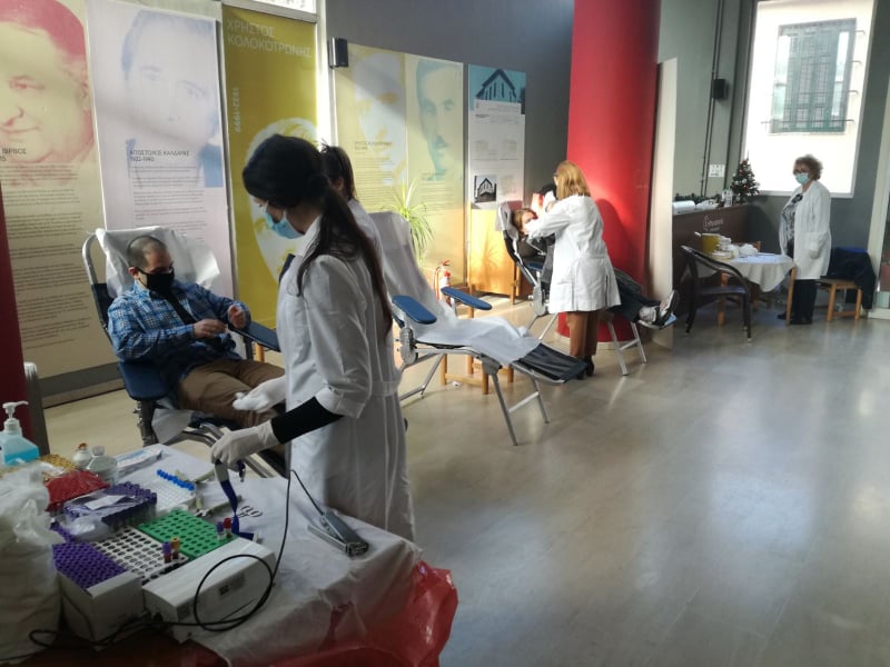 Μήνυμα αγάπης και προσφοράς σε εθελοντική αιμοδοσία στα Τρίκαλα (φωτό)
