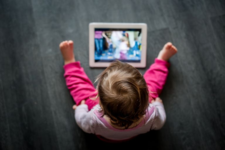 Έρευνα: Οι οθόνες αφής μπορεί να μειώνουν την ικανότητα προσοχής στα παιδιά-Πηγή:vita.gr
